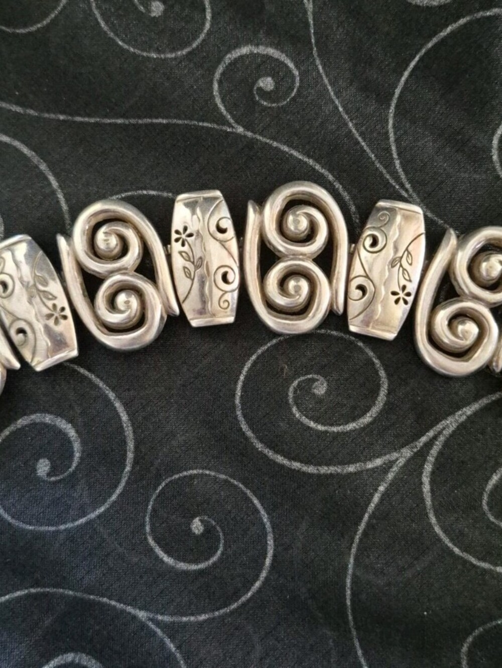 Vintage Retired Brighton "Pablo's Passion" Panel Link Bracelet